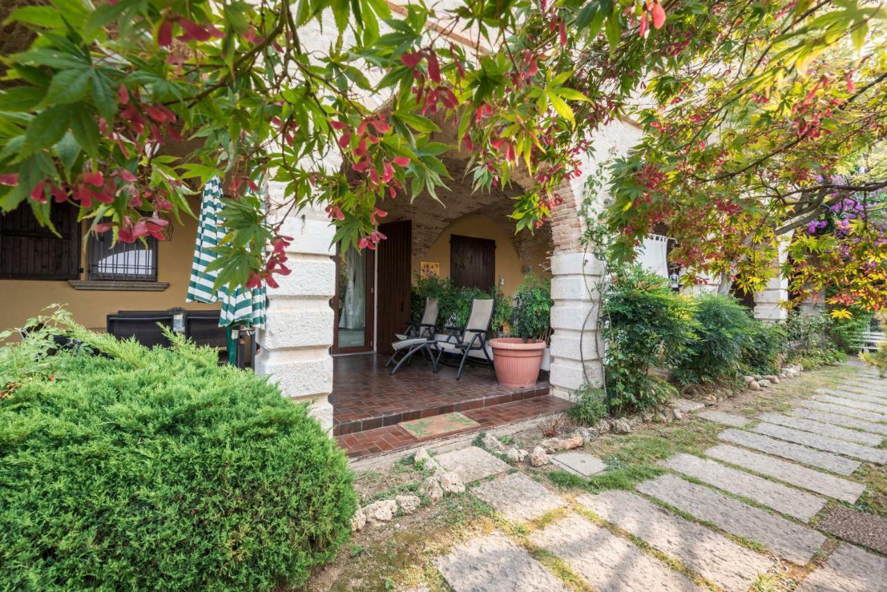 Appartamento Balkissa San Felice del Benaco Zewnętrze zdjęcie