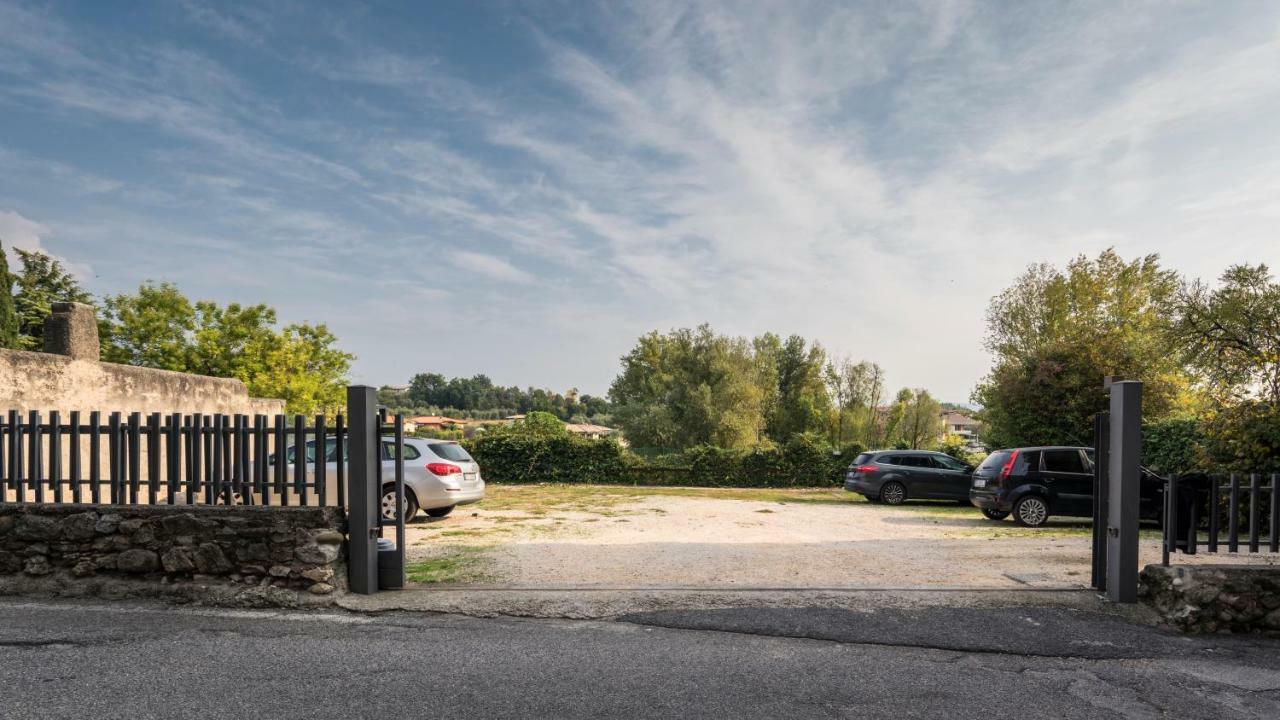 Appartamento Balkissa San Felice del Benaco Zewnętrze zdjęcie
